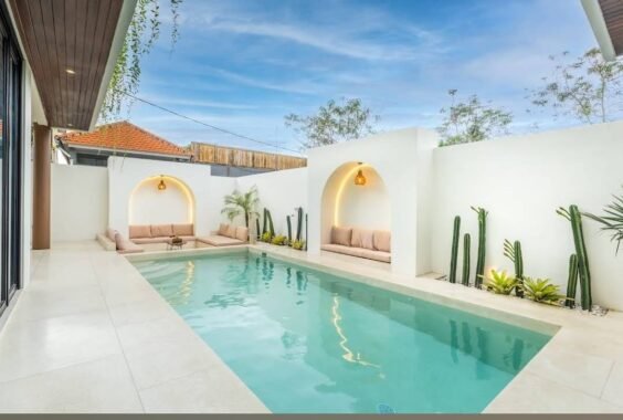 3 Bedrooms Outstanding Leasehold Villa in Seminyak Area-1