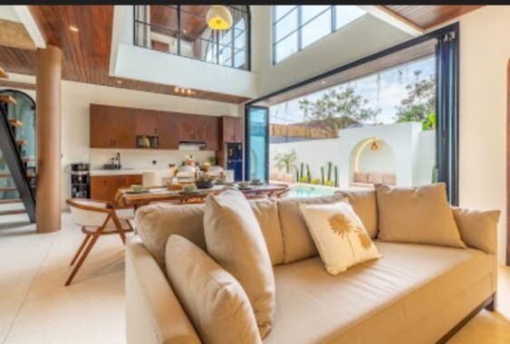 3 Bedrooms Outstanding Leasehold Villa in Seminyak Area-21