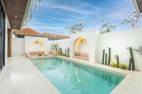 3 Bedrooms Outstanding Leasehold Villa in Seminyak Area-24